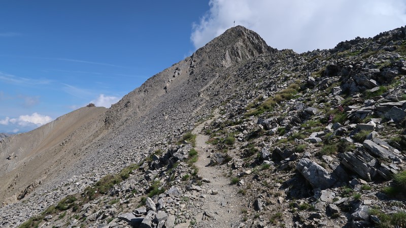 grand-chavalard-randonn-e-d-t-depuis-les-garettes-en-dessus-de-fully